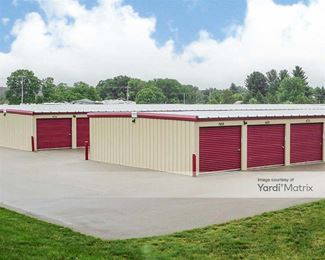 Photo 2 of Priceless Storage - 487 Lincoln Lake Ave SE, Lowell, MI
