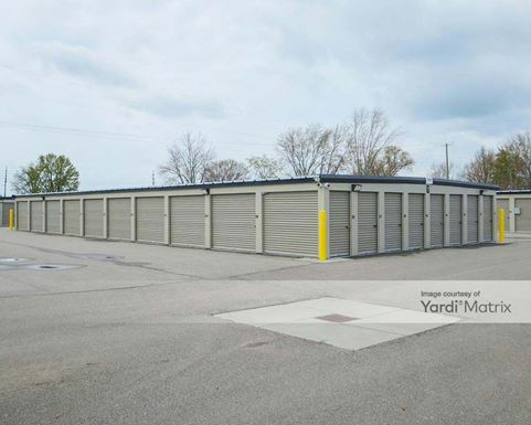 Photo 3 of Lock-er Up Secured Storage - 8030 Dixie Hwy, Fair Haven, MI