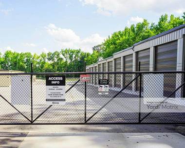 Storage Units for Rent available at 9715 Colonel Glenn Road, Little Rock, AR 72204