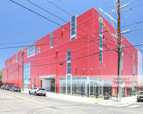 Photo 4 of StorQuest Self Storage - 1232 High Street, Oakland, CA