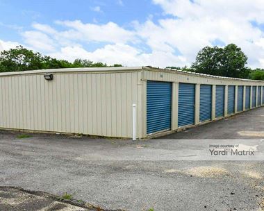 Storage Units for Rent available at 1674 North Main Road, Vineland, NJ 08360