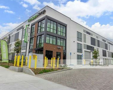 Storage Units for Rent available at 12121 Foothill Blvd, Sylmar, CA 91342