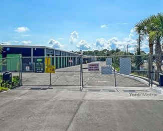 Photo 2 of Extra Space Storage - 15805 South Tamiami Trail, Fort Myers, FL