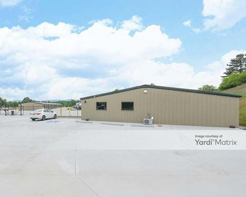 Photo 3 of Space Station Storage - 125 Hollywood Hills Connector, Clarkesville, GA