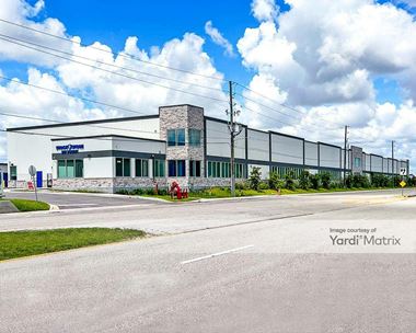 Storage Units for Rent available at 2036 De Navarra Pkwy, Cape Coral, FL 33909