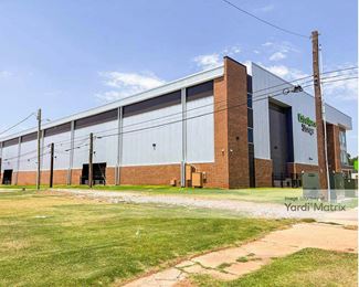 Photo 1 of Extra Space Storage - 721 North Classen Blvd, Oklahoma City, OK