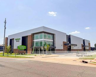 Photo 3 of Extra Space Storage - 721 North Classen Blvd, Oklahoma City, OK
