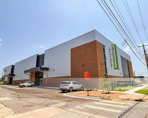 Photo 4 of Extra Space Storage - 721 North Classen Blvd, Oklahoma City, OK