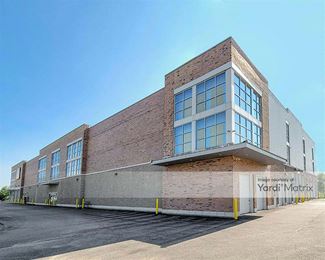 Photo 3 of StorageMart - 4504 East Terra Cotta Avenue, Crystal Lake, IL