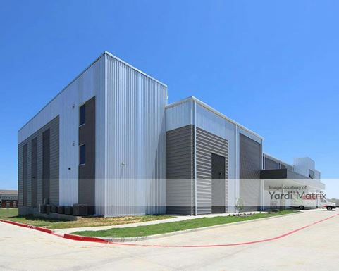 Photo 3 of Extra Space Storage - 4839 FM 2931, Aubrey, TX