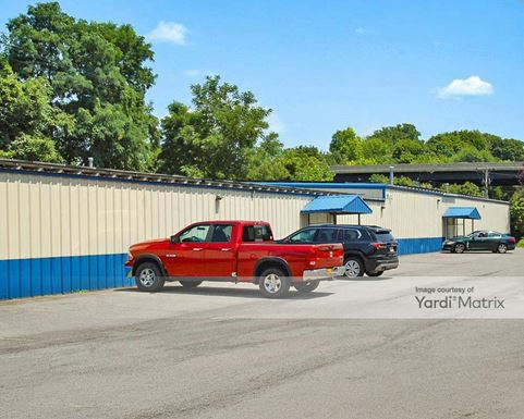 Photo 3 of Storage Rentals of America - 660 Riverside Drive, Johnson City, NY