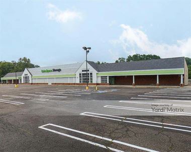 Storage Units for Rent available at 2600 Madison Avenue, Bridgeport, CT 06606