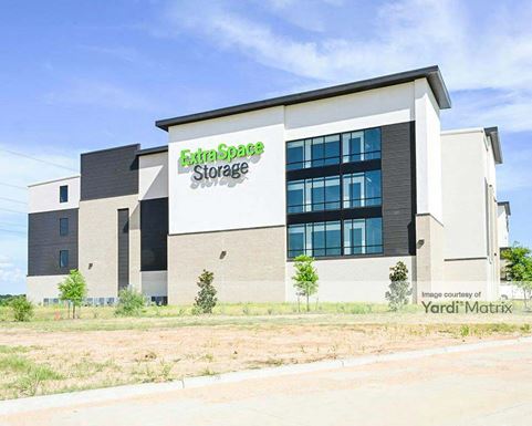 Photo 4 of Extra Space Storage - 38650 Spur 149 Road, Magnolia, TX