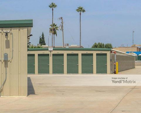 Photo 4 of Storelocal Storage - 1850 Ackley Circle, Oakdale, CA