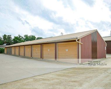 Storage Units for Rent available at 220 8th Avenue SW, Waverly, IA 50677