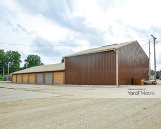 Photo 5 of Mini-Storage - 220 8th Avenue SW, Waverly, IA