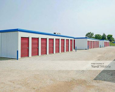 Storage Units for Rent available at 1627 South Elk Run Road, Waterloo, IA 50703