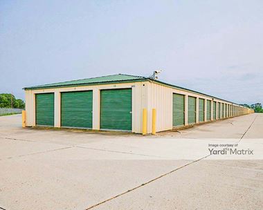 Storage Units for Rent available at 2171 Diagonal Street, Waterloo, IA 50703