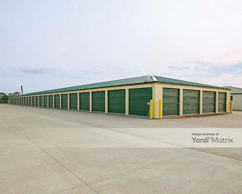Photo 6 of Castle Storage - 2171 Diagonal Street, Waterloo, IA