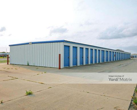Photo 6 of Forward Storage - 2448 K Line Drive, Waterloo, IA
