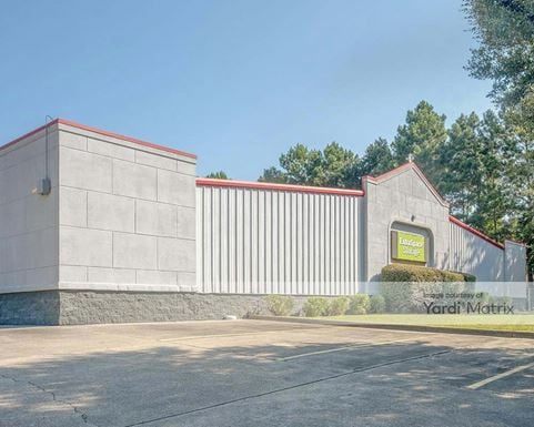 Photo 3 of Extra Space Storage - 2033 Oak Grove Road, Hattiesburg, MS