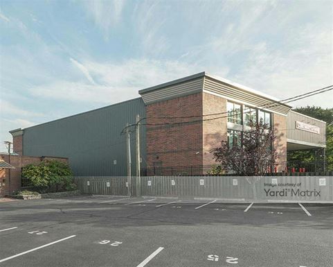 Photo 3 of CubeSmart Self Storage - 103 Grove Street, Montclair, NJ