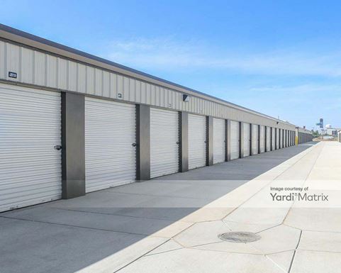 Photo 3 of US Storage Centers - 1667 East Gerard Avenue, Merced, CA