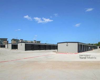 Storage Units for Rent available at 3905 North Main Street, Cleburne, TX 76033