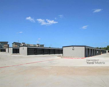 Storage Units for Rent available at 3905 North Main Street, Cleburne, TX 76033