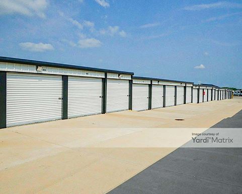 Photo 5 of Cedar Crossing Storage - 3556 Marnie Avenue, Waterloo, IA