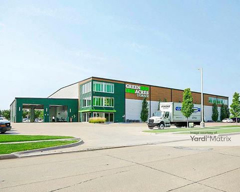 Photo 4 of Green Acres Storage - 345 Tower Park Drive, Waterloo, IA