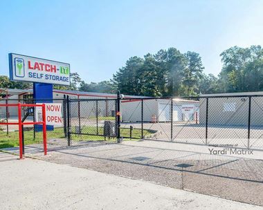 Storage Units for Rent available at 618 Campbell Loop, Hattiesburg, MS 39401
