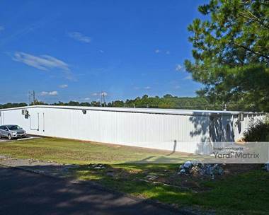 Storage Units for Rent available at 2245 1st Street NW, Center Point, AL 35215