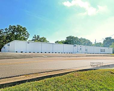 Storage Units for Rent available at 2245 1st Street NW, Center Point, AL 35215