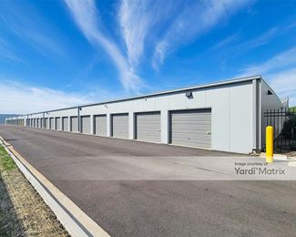 Photo 3 of Extra Space Storage - 1550 Hunter Road, Hanover Park, IL