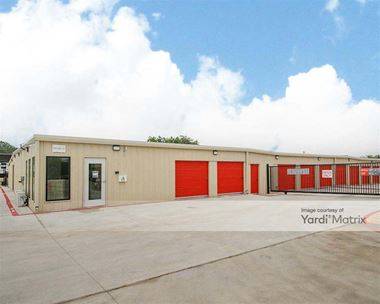 Storage Units for Rent available at 3960 Old Fort Worth Road, Midlothian, TX 76065