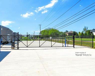 Storage Units for Rent available at 2245 Boyds Creek Hwy, Sevierville, TN 37876