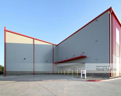Photo 6 of 10 Federal Self Storage - 3946 Paul Meador Road, Lake Worth, TX